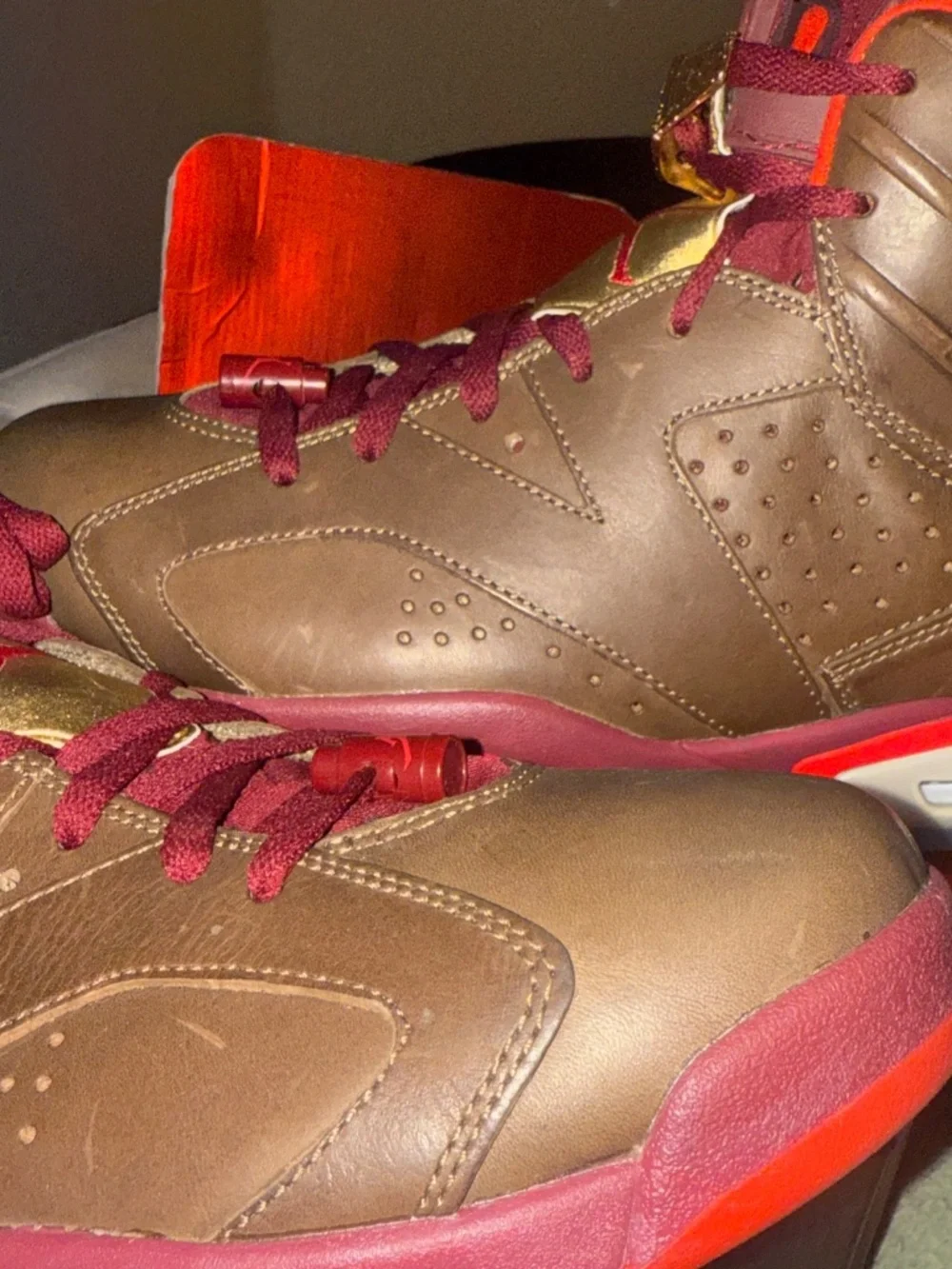Jordan champagne 6